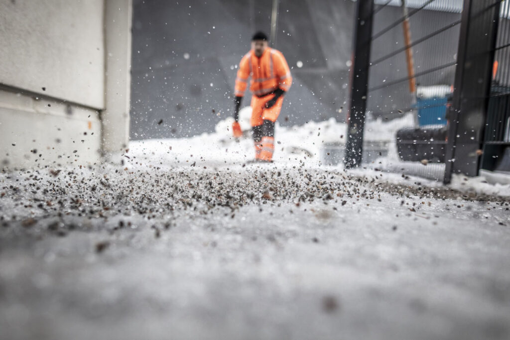 Snørydding av fortau og uteområde i Oslo
